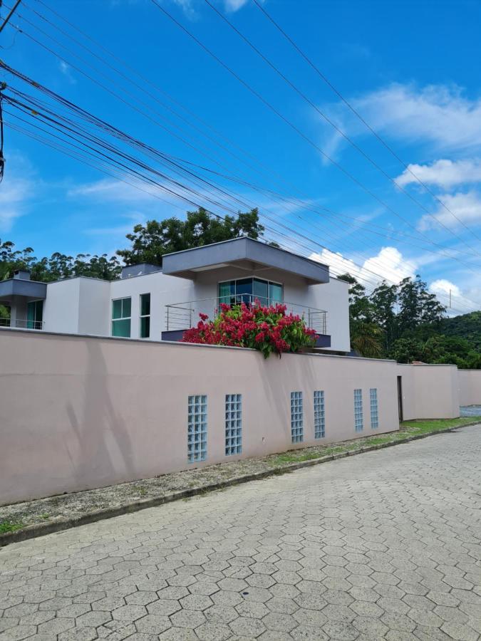 Lux House - Natureza - Piscina - Alto Padrao. Nova Trento Exterior photo